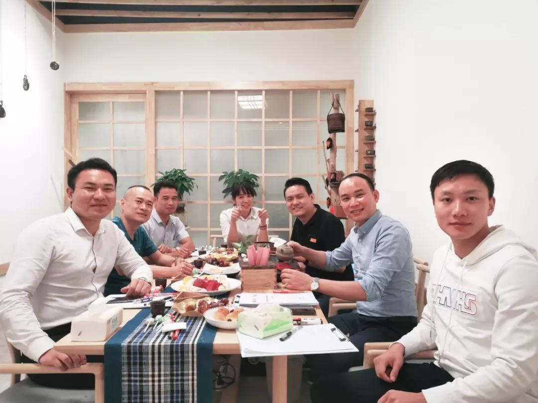 工程、材料中心管理層&ldquo;裸心會(huì)&rdquo;丨茶短情長(zhǎng)，一場(chǎng)來(lái)自心靈的對(duì)話！