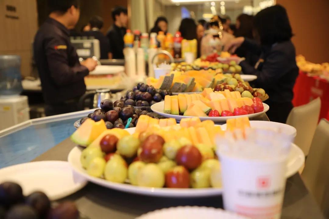 員工生日會丨金秋碩果，共度韶華，祝壽星們生日快樂！