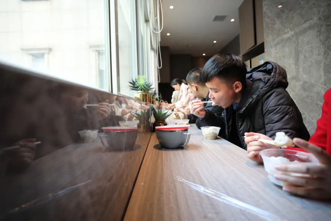 冬至丨溫暖如約而至，平安順遂！